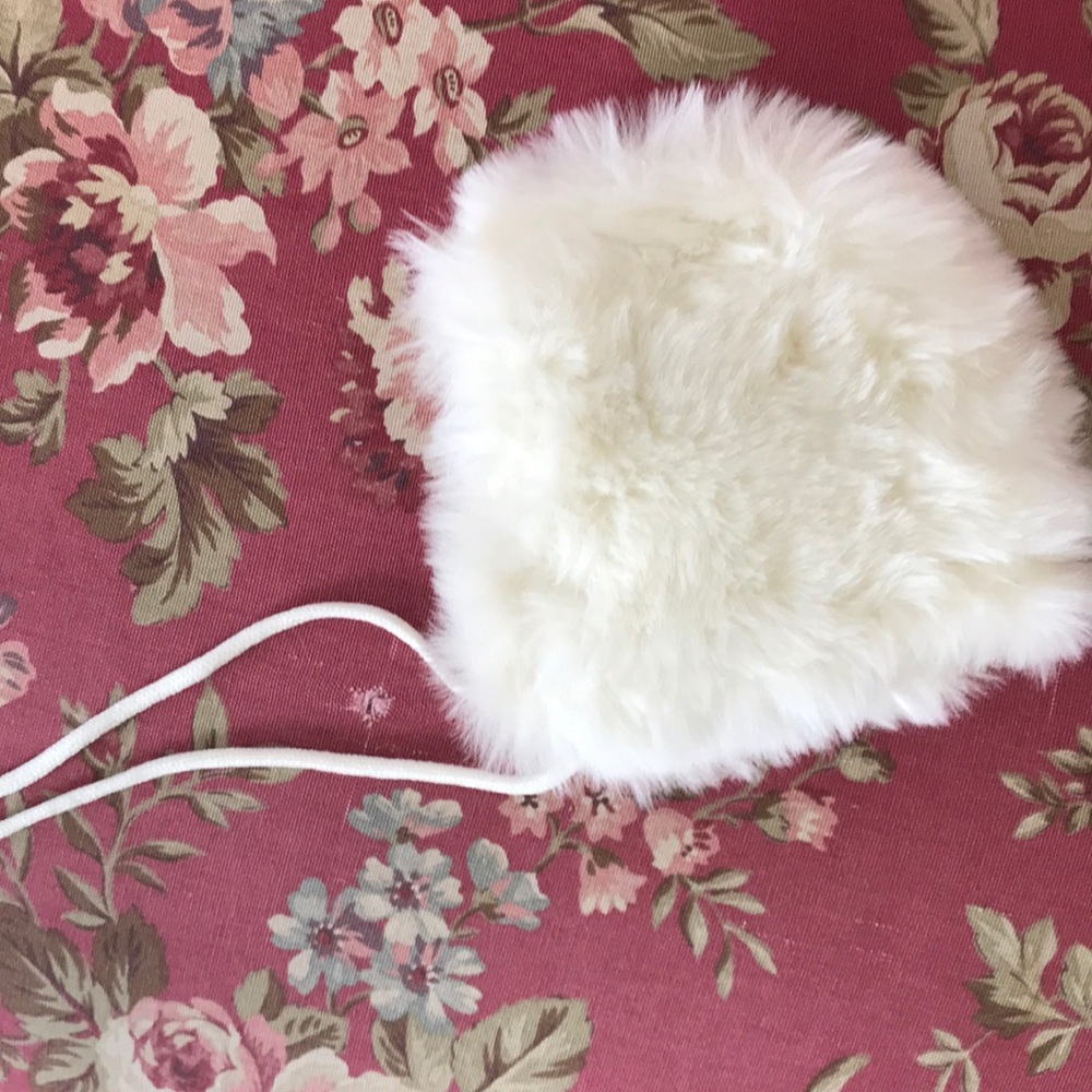hanna anderson xxs faux fur infant hat